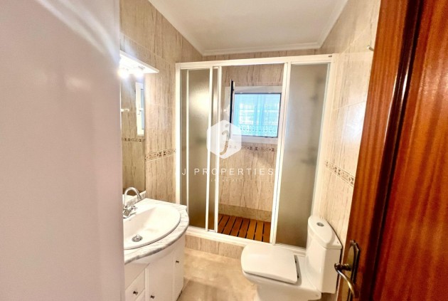 Tweedehands - Appartement / flat -
Torrevieja - Playa de los Naufragos