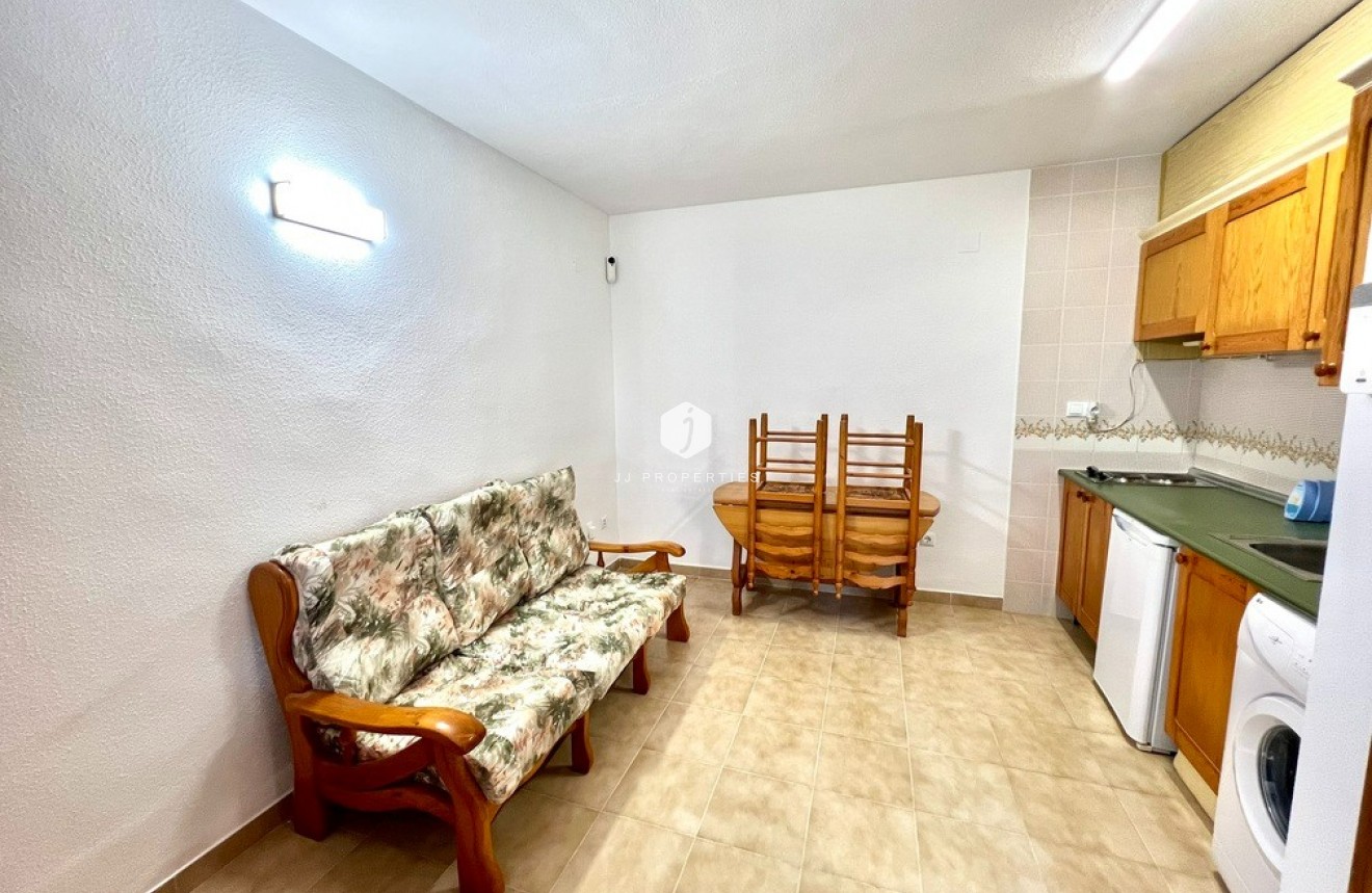 D'occasion - Bungalow -
Torrevieja - Lago Jardin