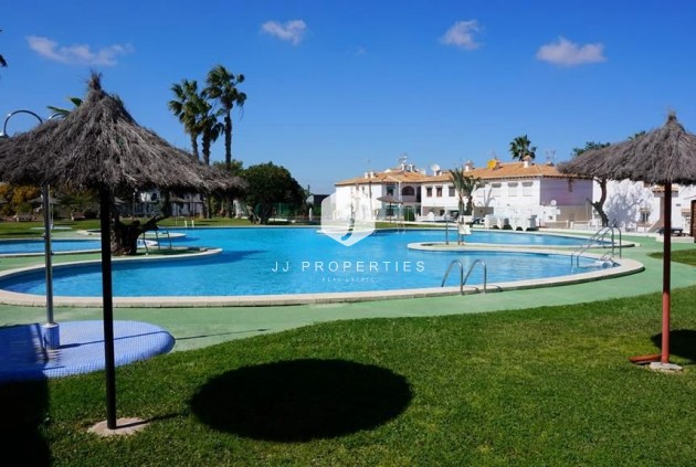 D'occasion - Bungalow -
Torrevieja - Lago Jardin