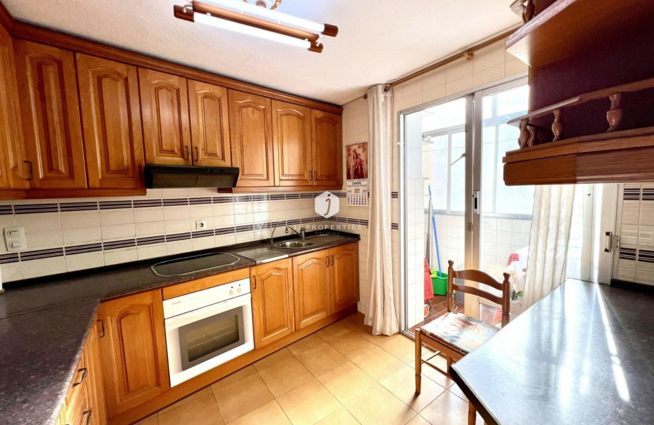 D'occasion - Appartement -
Torrevieja - Centro