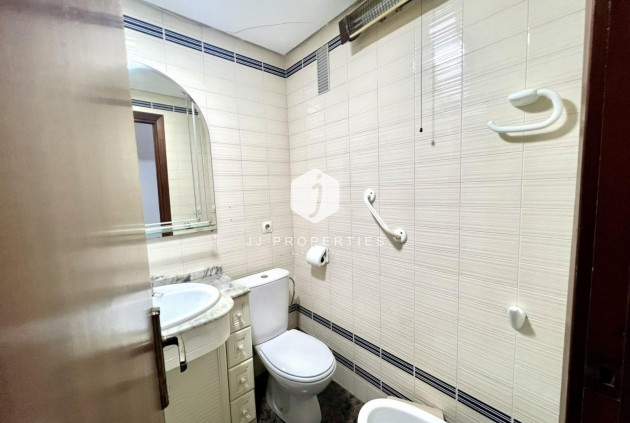 D'occasion - Appartement -
Torrevieja - Centro