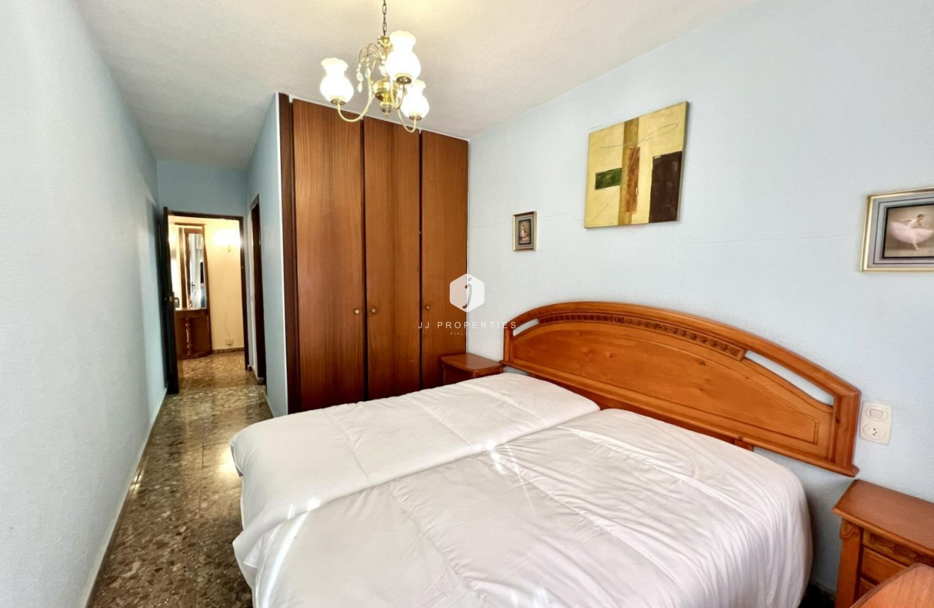 D'occasion - Appartement -
Torrevieja - Centro