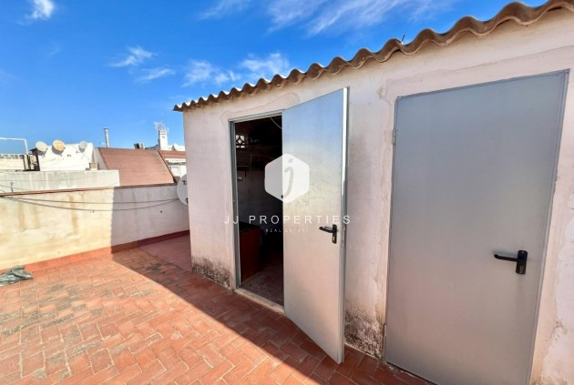 D'occasion - Appartement -
Torrevieja - Centro