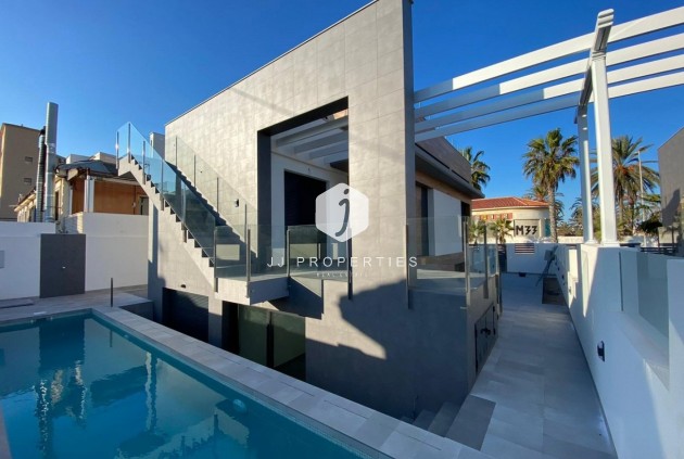 Nieuwbouw Woningen - Villa -
Torrevieja - La Mata
