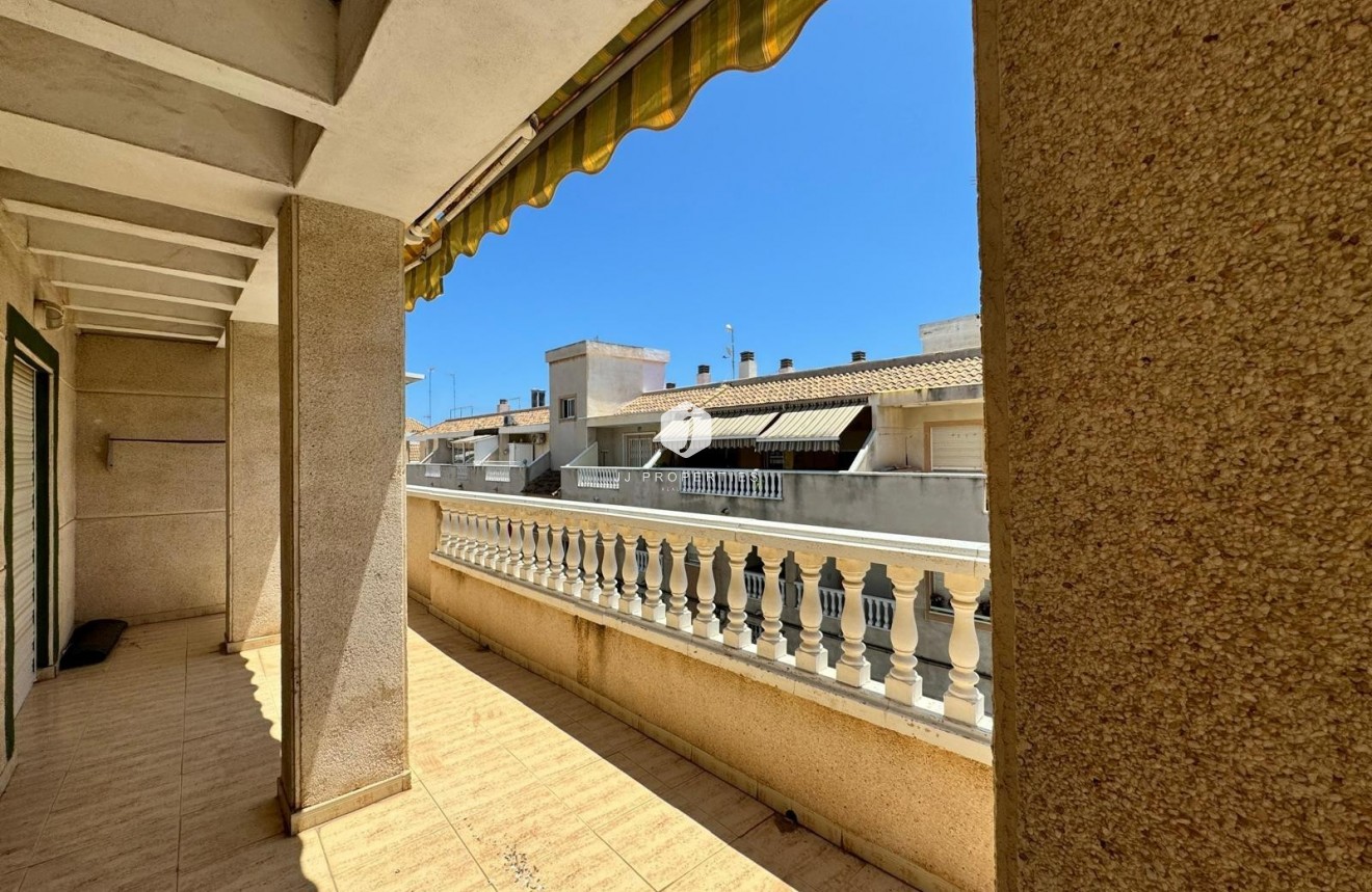 Aus zweiter Hand - Wohnung -
Torrevieja - Playa del cura