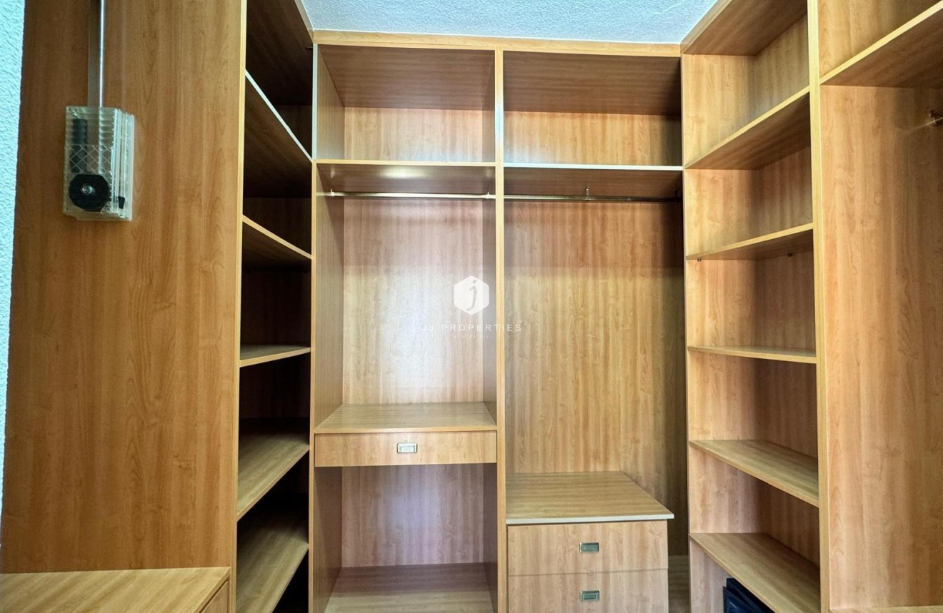 Aus zweiter Hand - Wohnung -
Torrevieja - Playa del cura