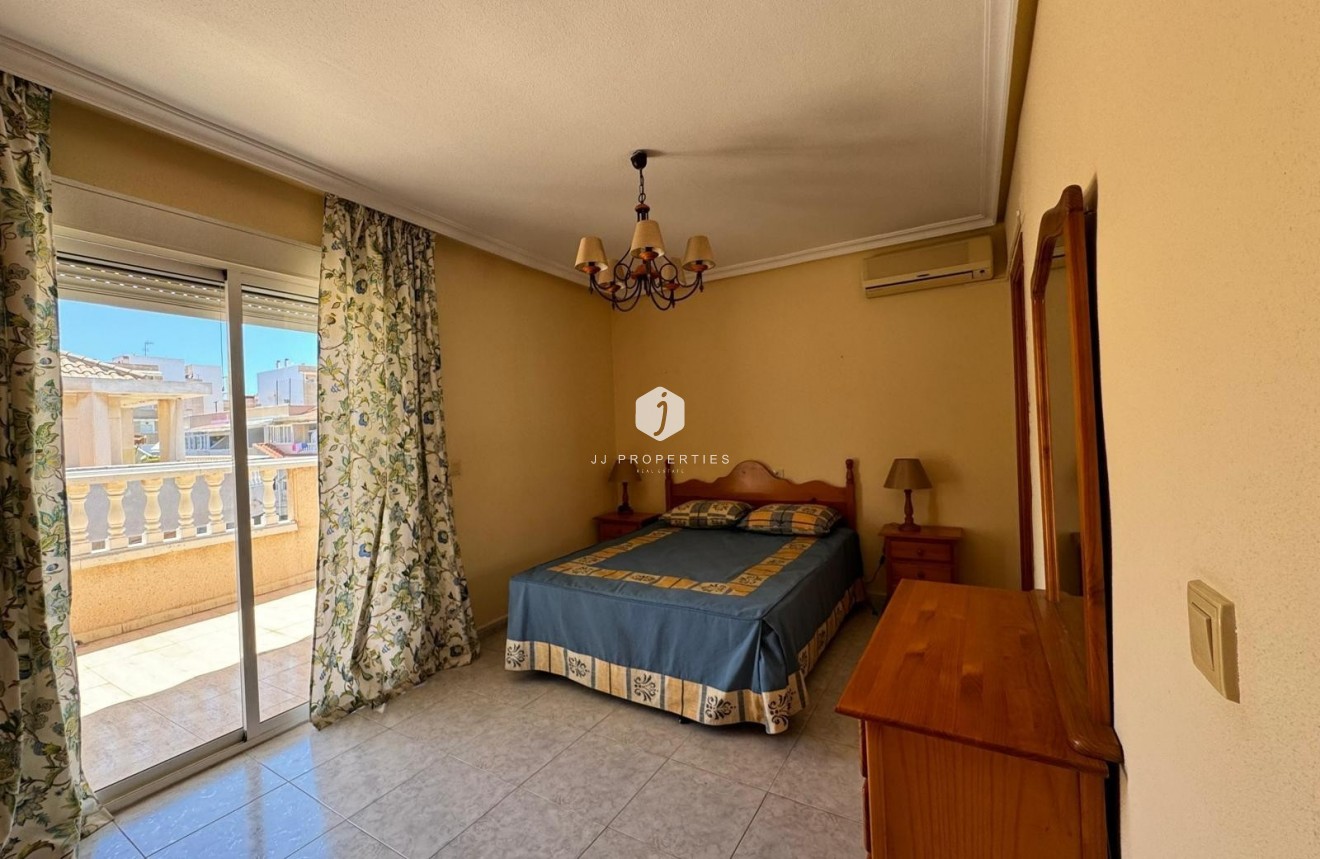Aus zweiter Hand - Wohnung -
Torrevieja - Playa del cura