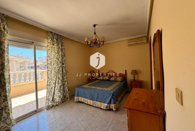 Aus zweiter Hand - Wohnung -
Torrevieja - Playa del cura