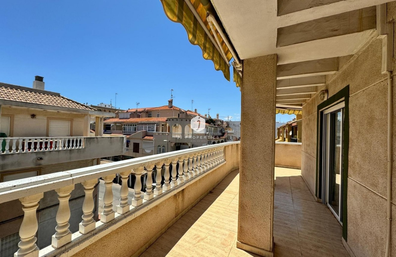Aus zweiter Hand - Wohnung -
Torrevieja - Playa del cura