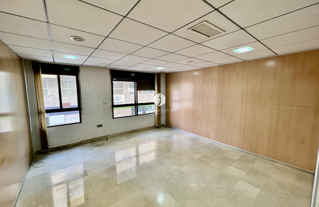 Tweedehands - Reclame -
Orihuela - Zona Centro