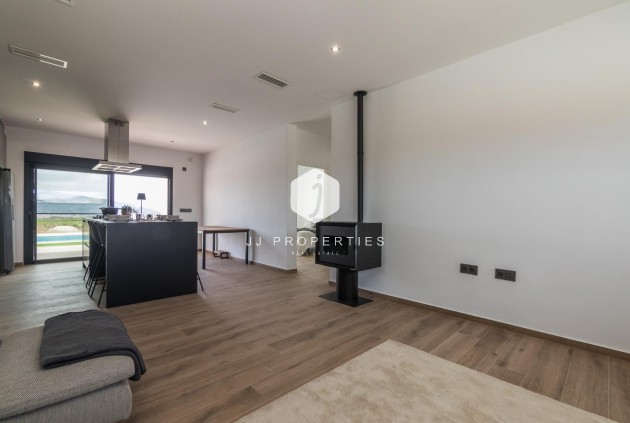 Neue Gebäude - Villa -
Pinoso - Lel