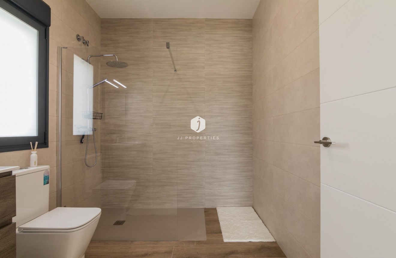 Neue Gebäude - Villa -
Pinoso - Lel