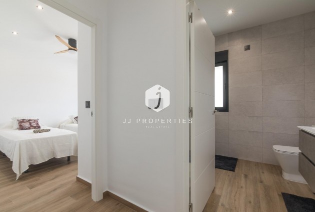 Neue Gebäude - Villa -
Pinoso - Lel