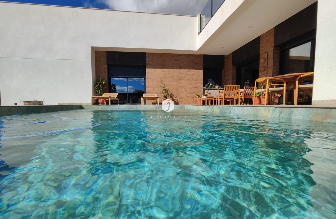 Neue Gebäude - Villa -
Pinoso - Lel