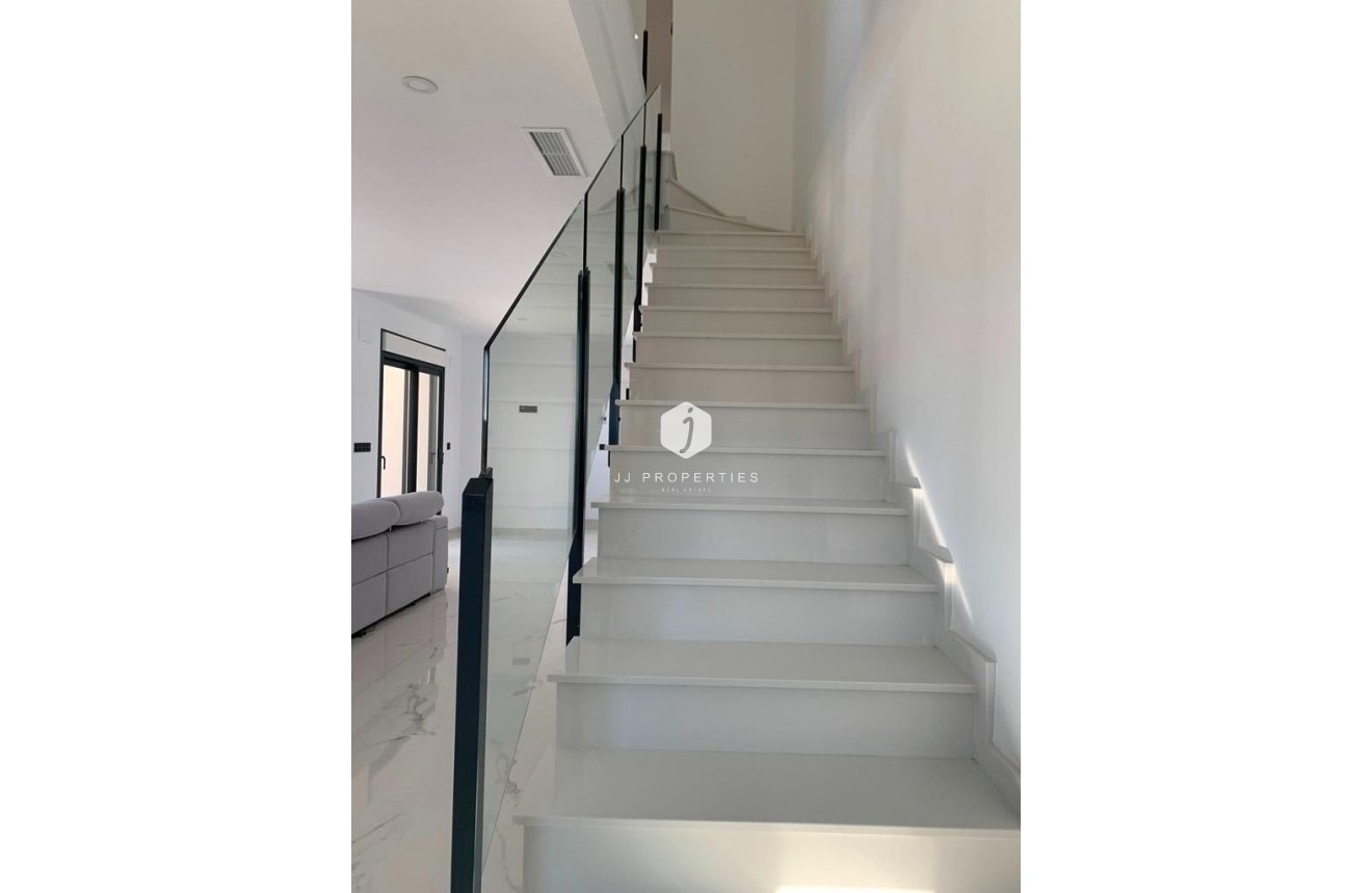 Neue Gebäude - Villa -
Pinoso - Camino Del Prado