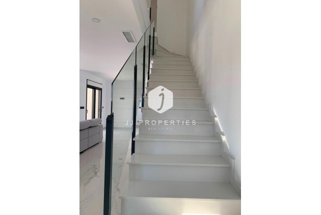 Neue Gebäude - Villa -
Pinoso - Camino Del Prado