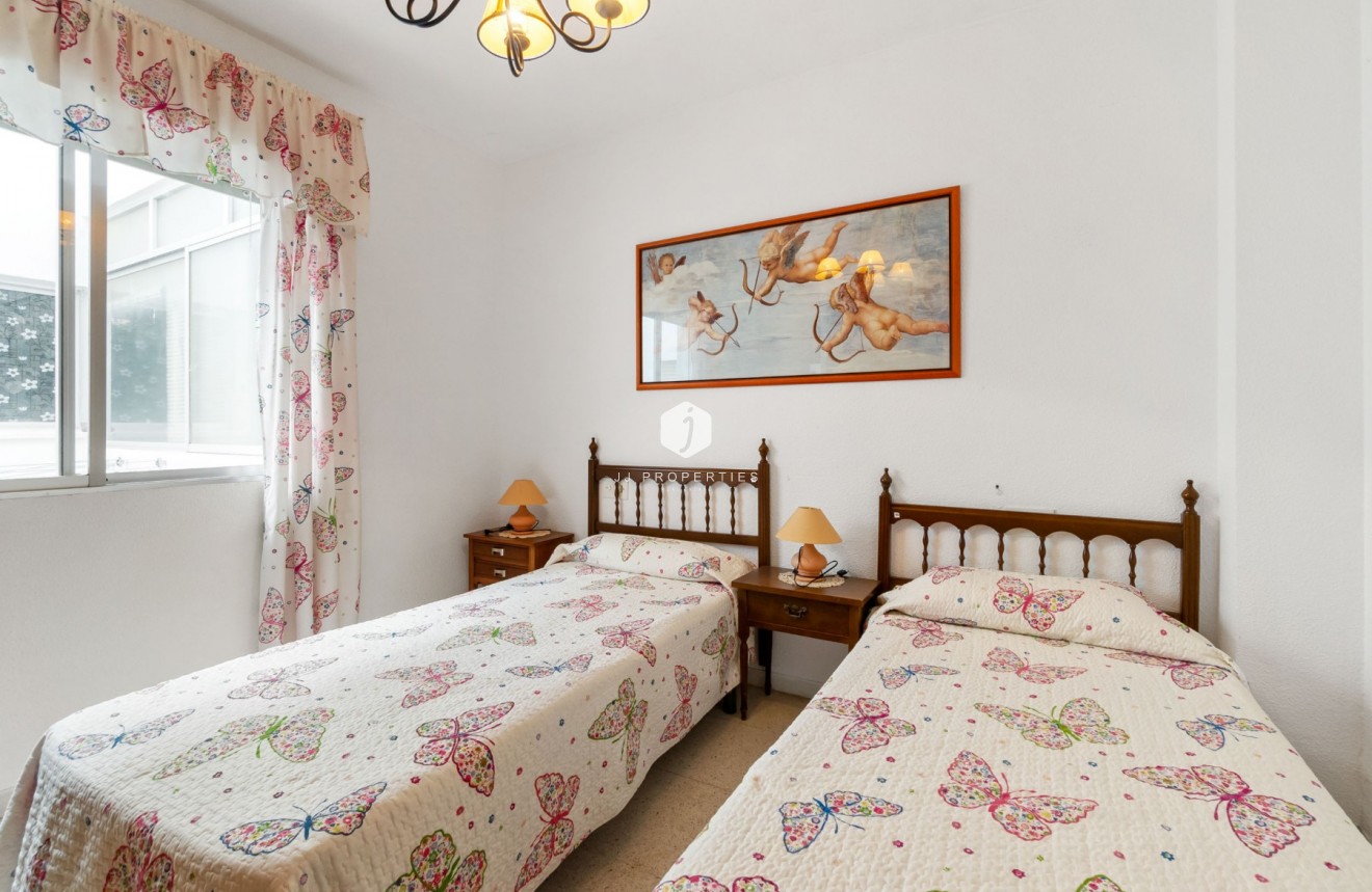 Aus zweiter Hand - Wohnung -
Torrevieja - Centro
