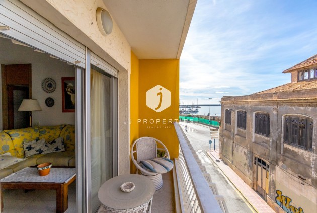 Aus zweiter Hand - Wohnung -
Torrevieja - Centro