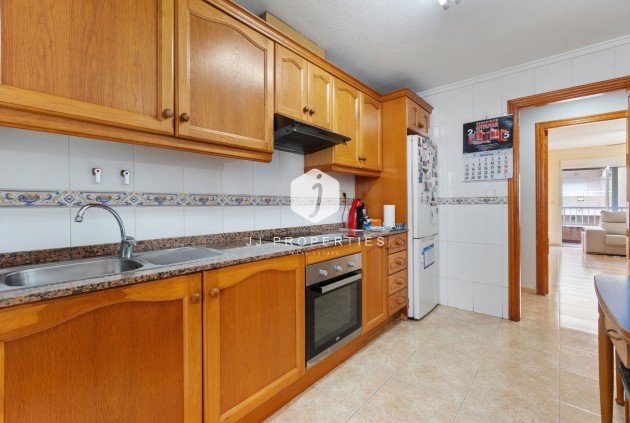 Aus zweiter Hand - Wohnung -
Torrevieja - Centro