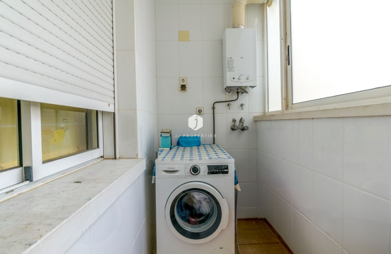 Aus zweiter Hand - Wohnung -
Torrevieja - Centro