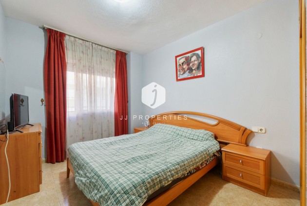 Aus zweiter Hand - Wohnung -
Torrevieja - Centro