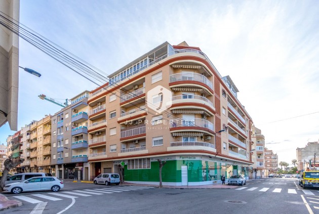 Aus zweiter Hand - Wohnung -
Torrevieja - Centro