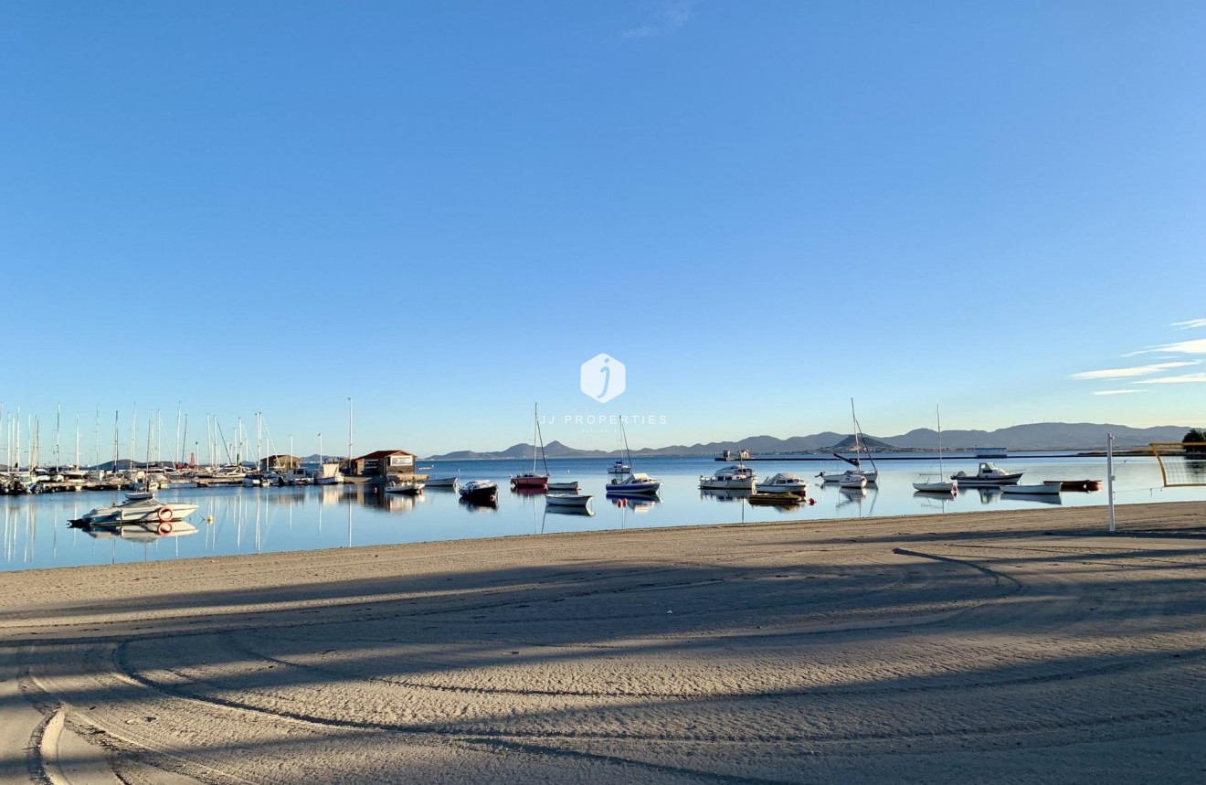 Obra nueva - Villa -
Los Alcazares - Playa la Atascadera