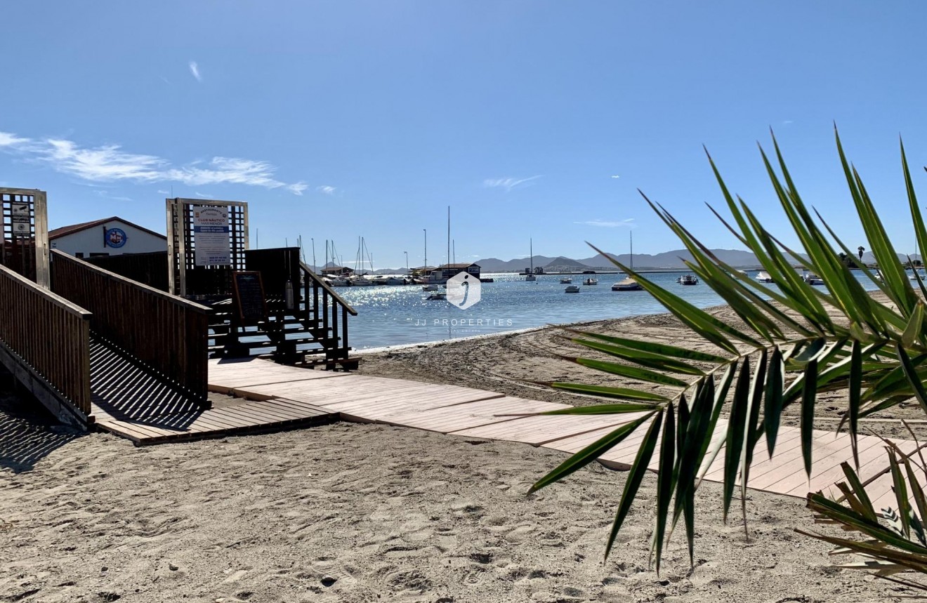 Obra nueva - Villa -
Los Alcazares - Playa la Atascadera