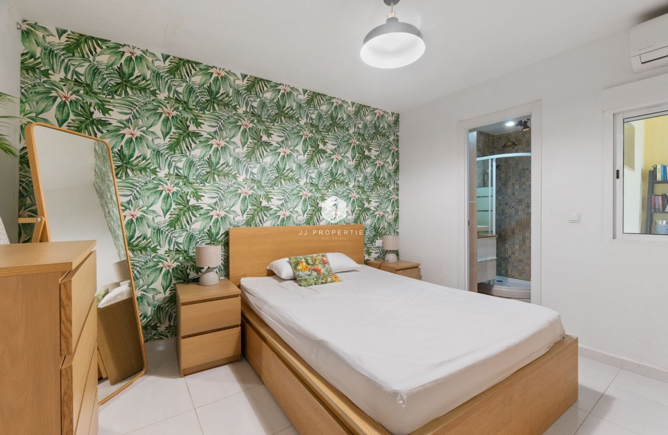 Aus zweiter Hand - Wohnung -
Torrevieja - Centro