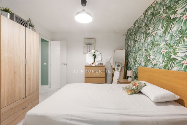 Aus zweiter Hand - Wohnung -
Torrevieja - Centro