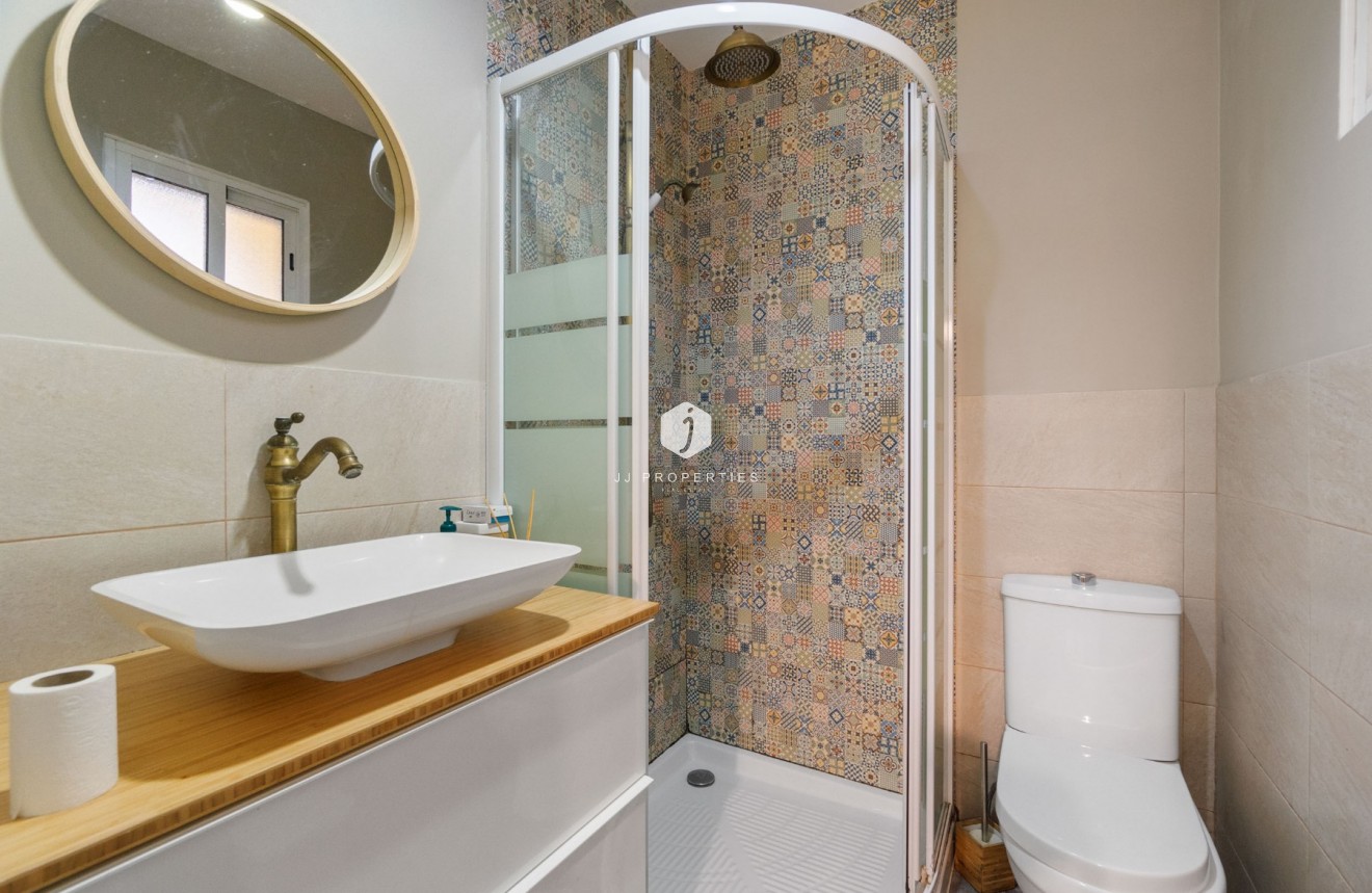 Aus zweiter Hand - Wohnung -
Torrevieja - Centro