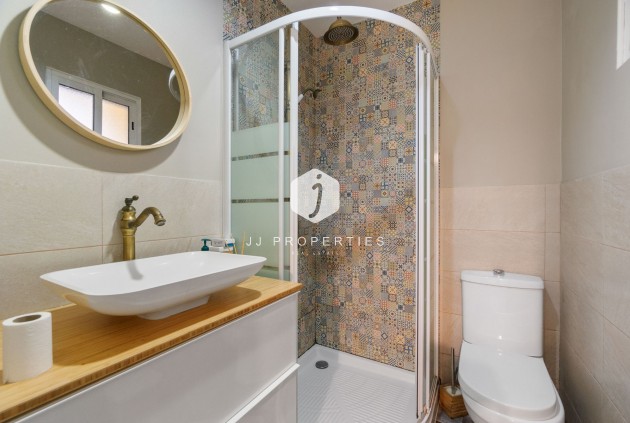 Aus zweiter Hand - Wohnung -
Torrevieja - Centro