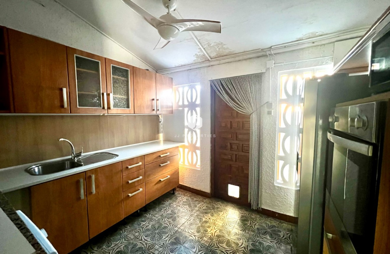 Alquiler a largo plazo - Chalet -
Cabo Roig - MUY CERCA DE LA PLAYA