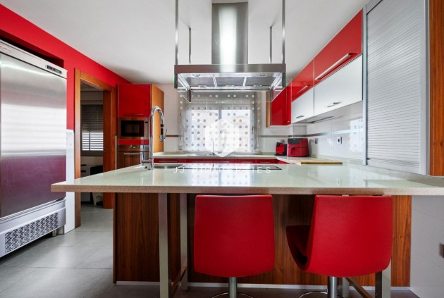 Segunda mano - Chalet -
Rojales