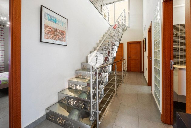 Segunda mano - Chalet -
Rojales