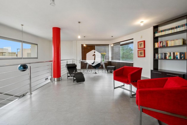 Segunda mano - Chalet -
Rojales