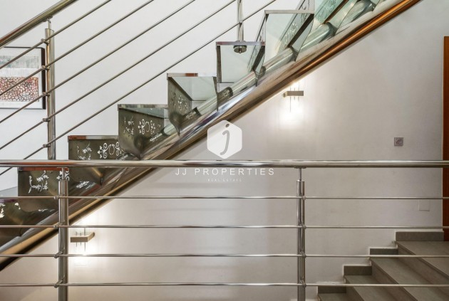 Segunda mano - Chalet -
Rojales