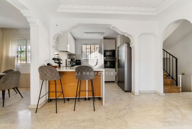 Tweedehands - Chalet -
Orihuela Costa - Las Filipinas