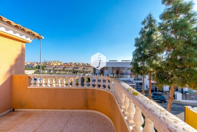 Tweedehands - Chalet -
Orihuela Costa - Las Filipinas