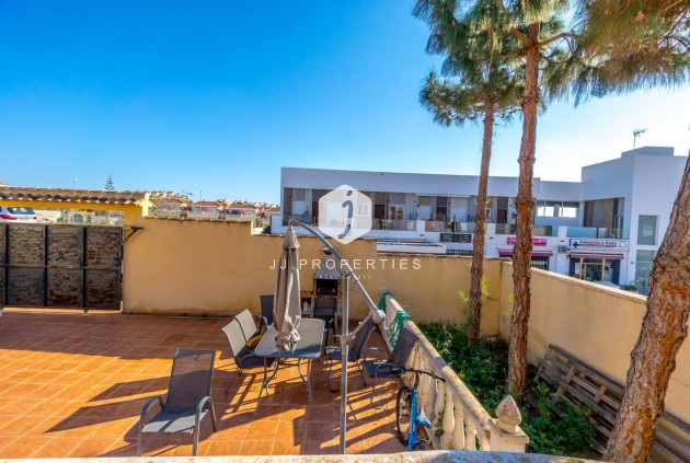 Tweedehands - Chalet -
Orihuela Costa - Las Filipinas