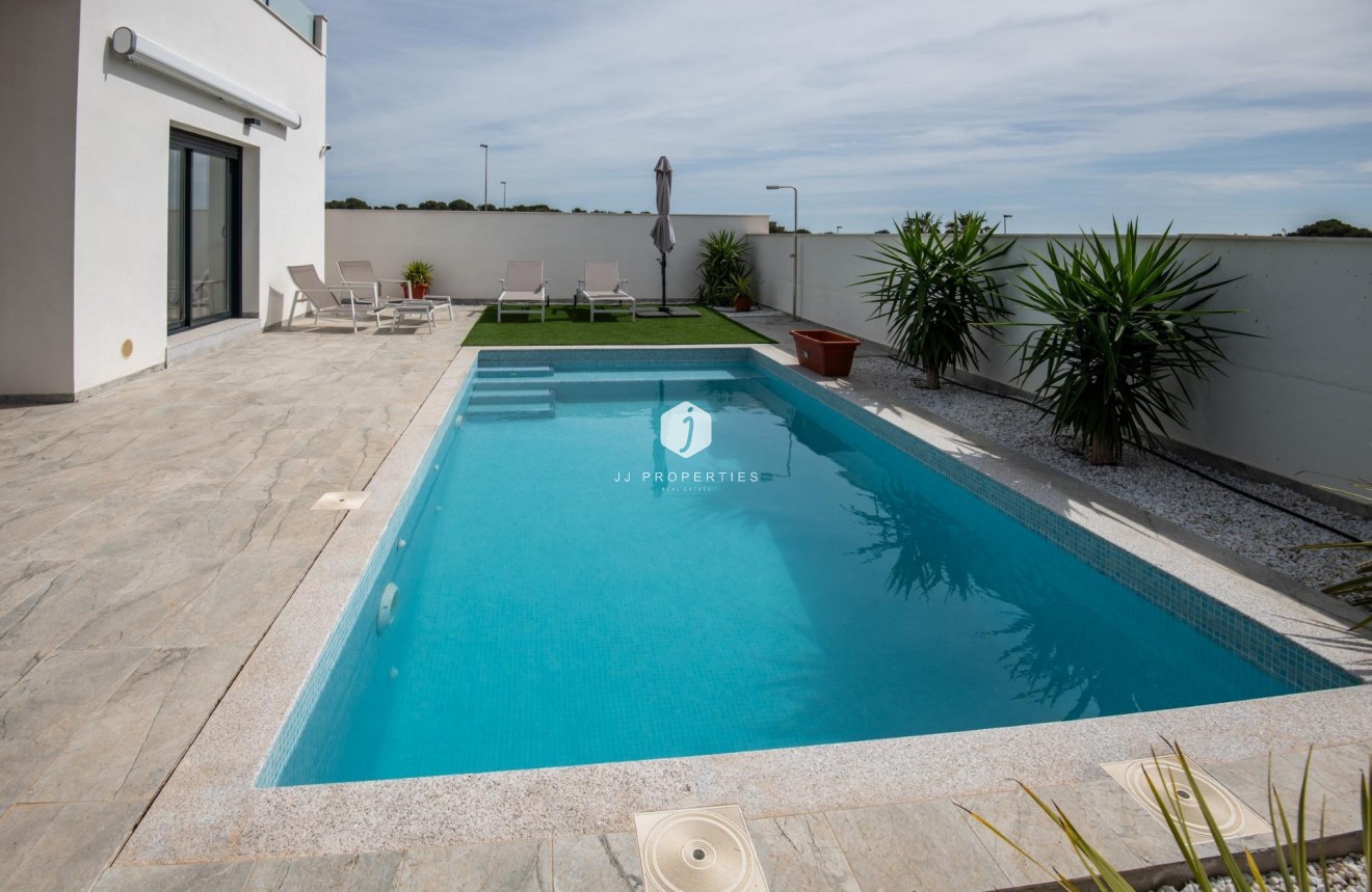 Nieuwbouw Woningen - Villa -
Pilar de la Horadada - Pinar de Campoverde