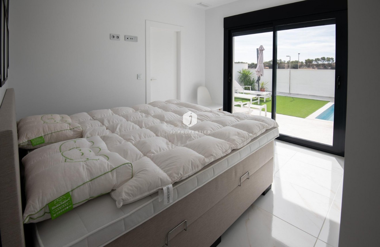 Nieuwbouw Woningen - Villa -
Pilar de la Horadada - Pinar de Campoverde