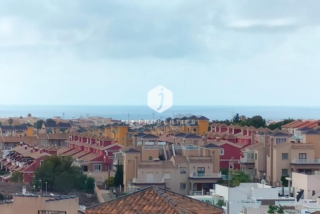 Nowy budynek - Szalet -
Orihuela Costa - PAU 26