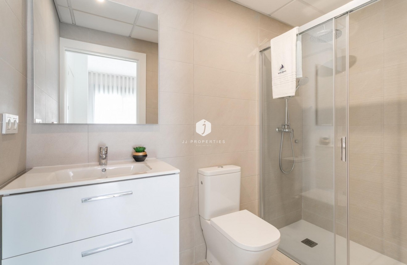 Neue Gebäude - Penthouse -
Torrevieja - Torreblanca