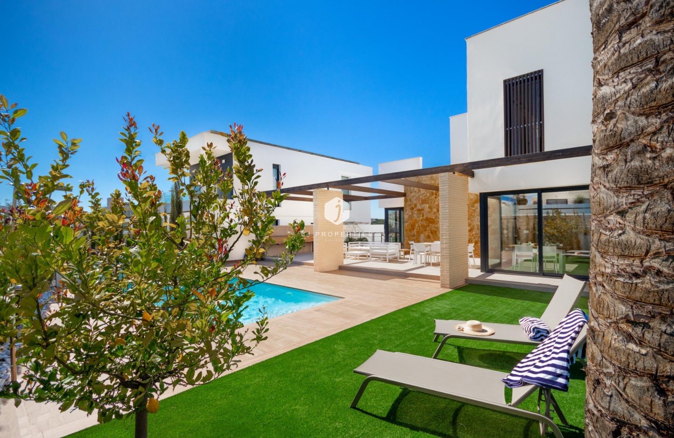 Nieuwbouw Woningen - Villa -
Orihuela Costa - Campoamor