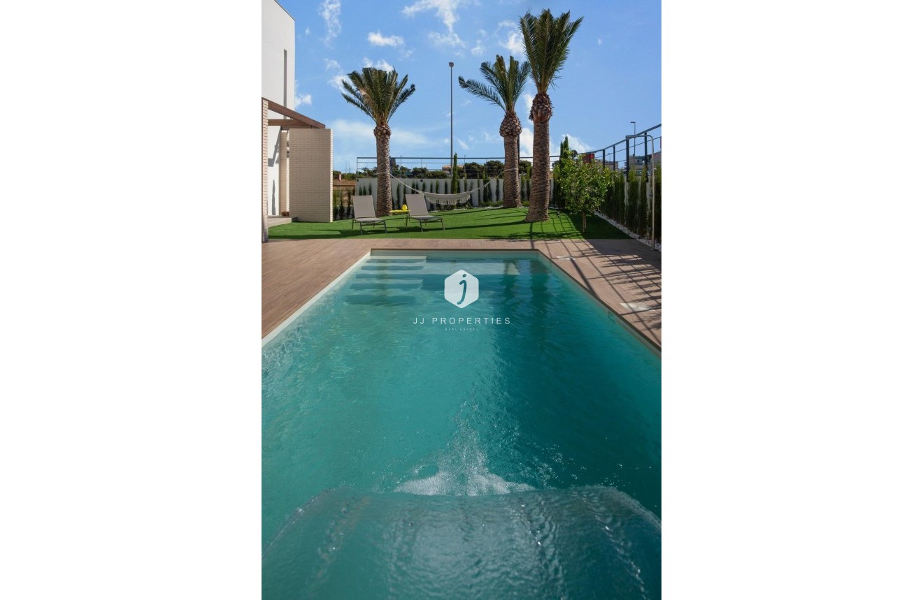 Nieuwbouw Woningen - Villa -
Orihuela Costa - Campoamor