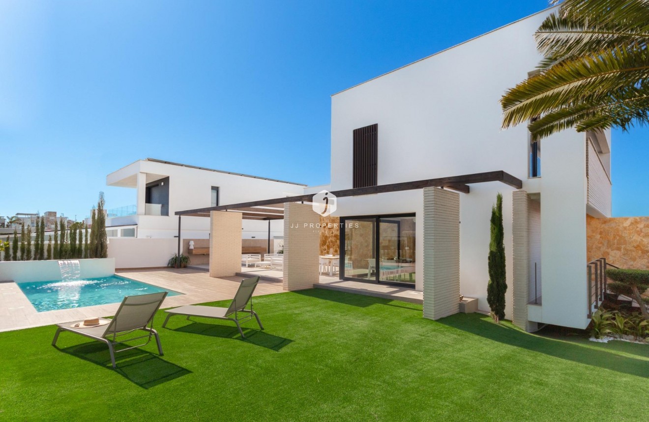 Nieuwbouw Woningen - Villa -
Orihuela Costa - Campoamor