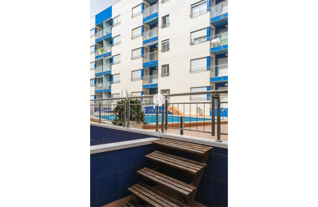 Tweedehands - Appartement / flat -
Torrevieja - Playa de los locos