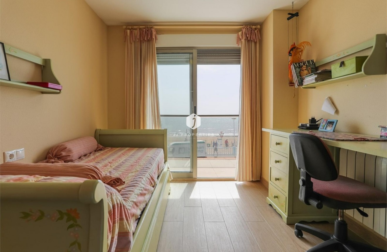 Tweedehands - Appartement / flat -
Torrevieja - Playa de los locos