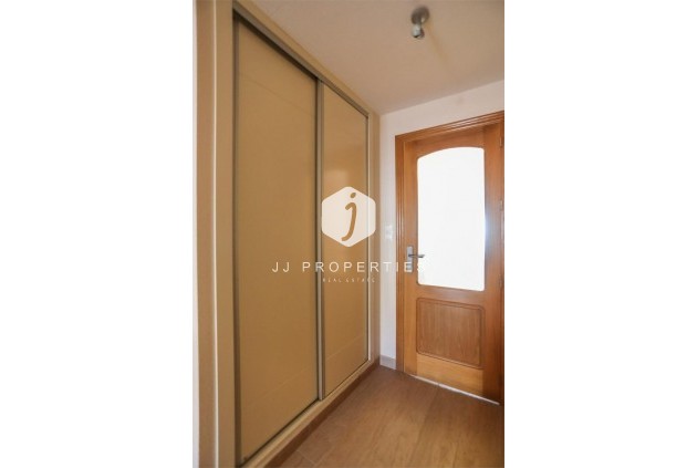 Tweedehands - Appartement / flat -
Torrevieja - Playa de los locos